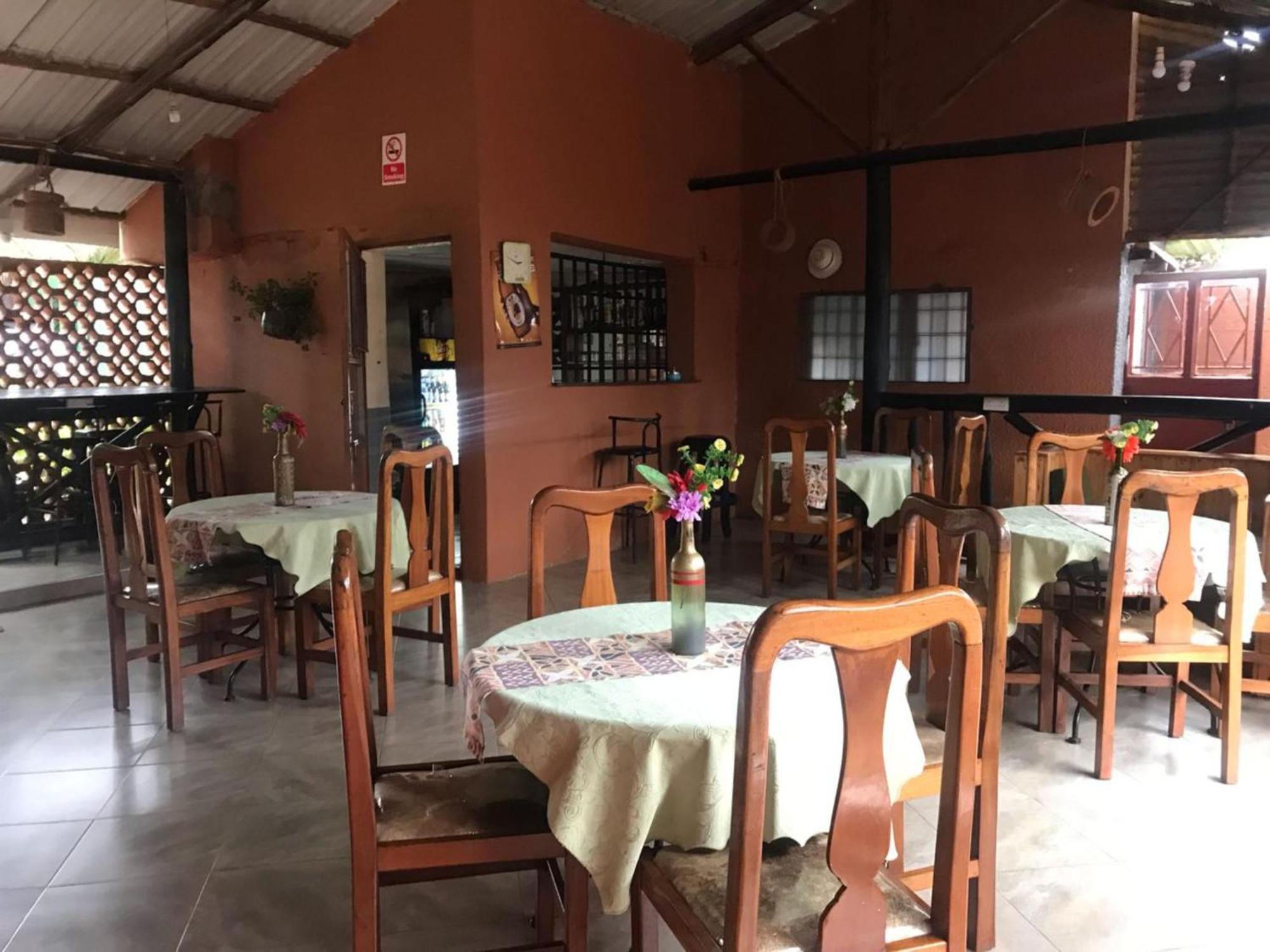 Gorilla African Guest House Entebbe Exterior photo